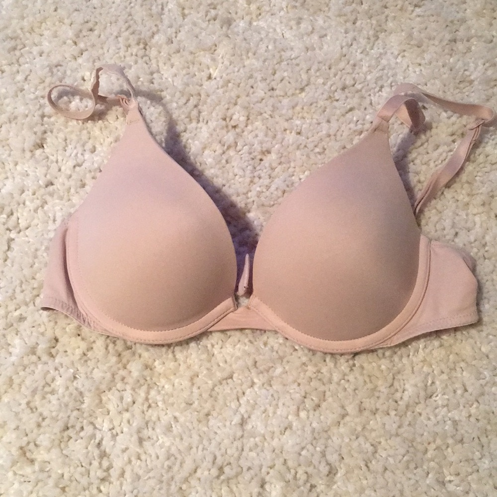 PINK VICTORIA SECRET PUSH UP BRA